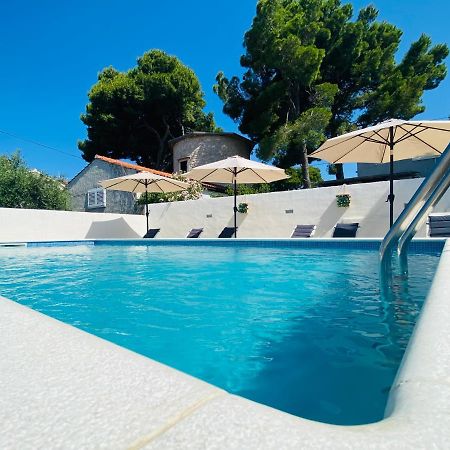 Sea-Views Brazza Apartments With Private Pool Milna (Brac) Exterior foto
